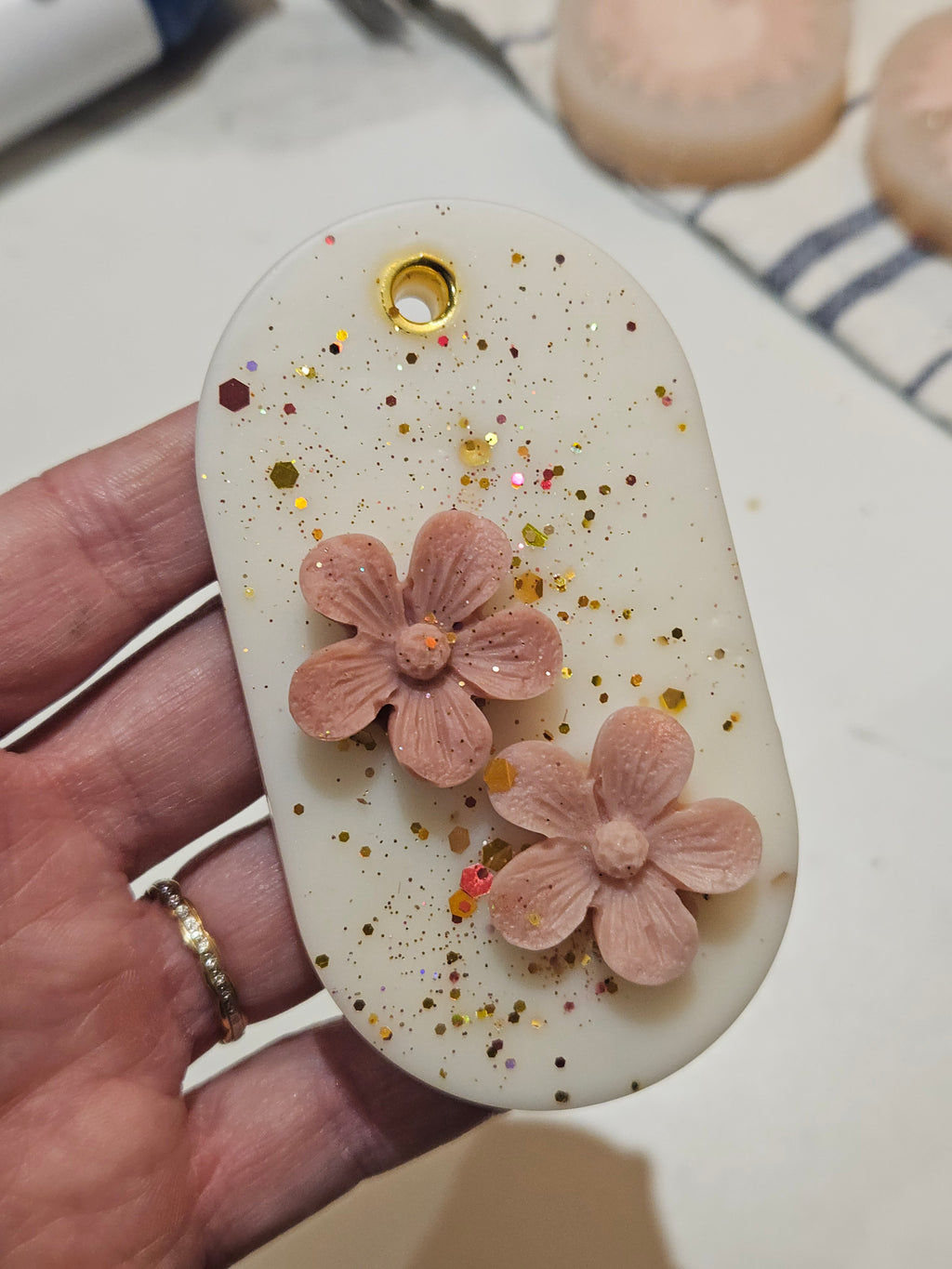 Suspension parfumée ! 🌸
