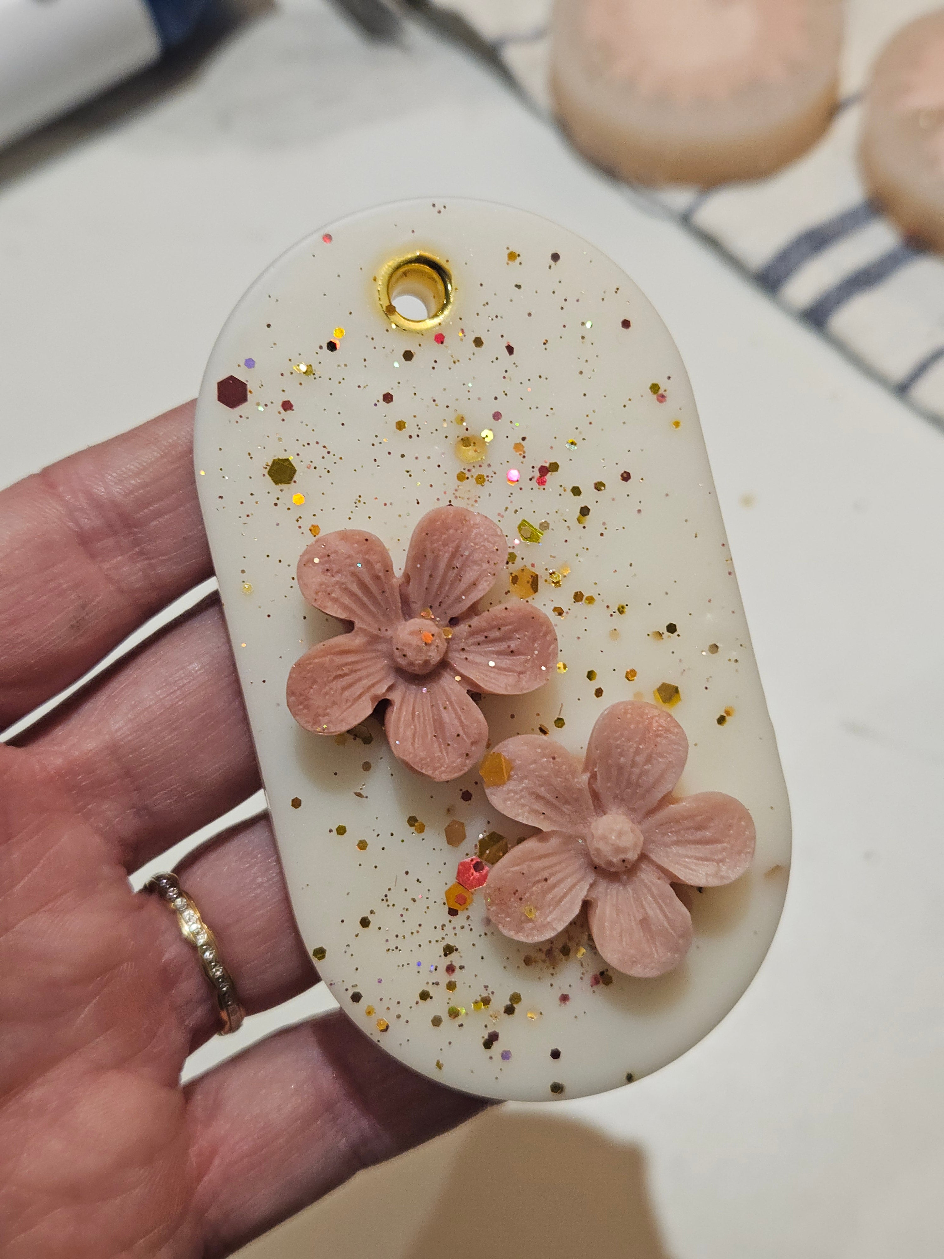 Suspension parfumée ! 🌸